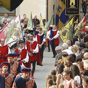Festa medievale a Montone che narra le gesta del capitano di ventura Braccio Fortebraccio