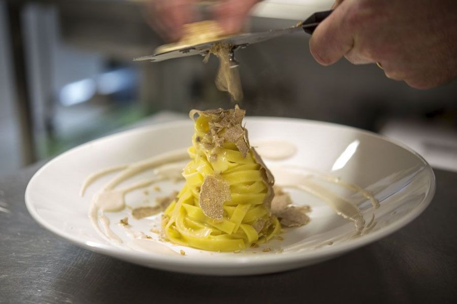 Menu tartufo bianco ristorante a Montone La Locanda del Capitano Chef Giancarlo Polito