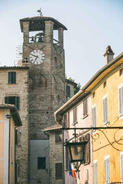 Montone, the most beautiful small villages of Italy in Umbria. La Locanda del Capitano hotel restaurant