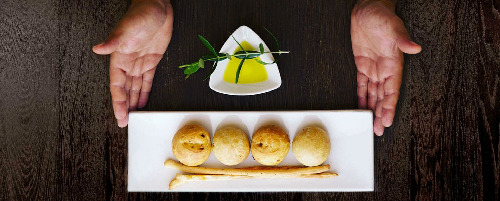 Ristorante a Montone Chef Giancarlo Polito La Locanda del Capitano. Il pane è fatto in casa ogni giorno. Umbria, Perugia, Italia